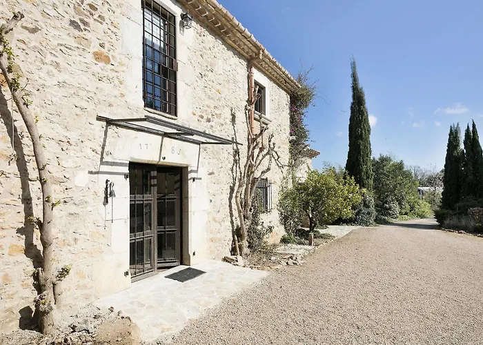 Hotel Vinyes De Lemporda Fonteta