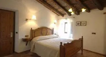 Hotel Vinyes De Lemporda 2*